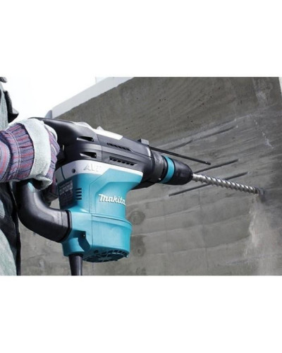 Перфоратор Makita HR4013C