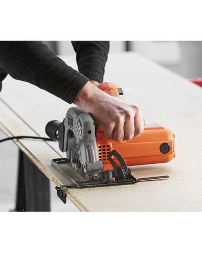 Дискова пилка Black+Decker CS1250L