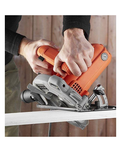 Дискова пилка Black+Decker CS1250L