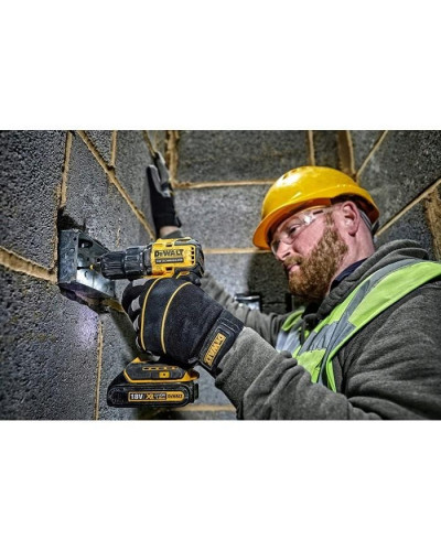 Шуруповерт DeWALT DCD708D2T