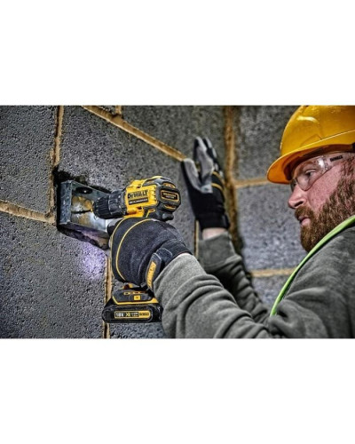 Шуруповерт DeWALT DCD708D2T