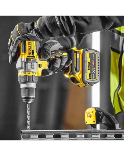 Шурупокрут DeWALT DCD999X1