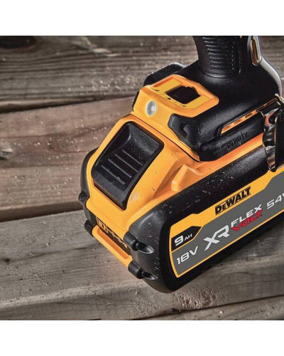 Шурупокрут DeWALT DCD999X1