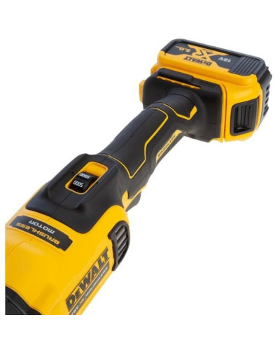 Полірувальна машина DeWALT DCM848P2