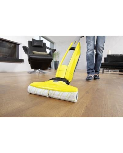 Миючий пилосос / Пилосос безмішковий Karcher FC 5 (1.055-400.0)