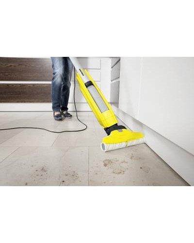 Миючий пилосос / Пилосос безмішковий Karcher FC 5 (1.055-400.0)