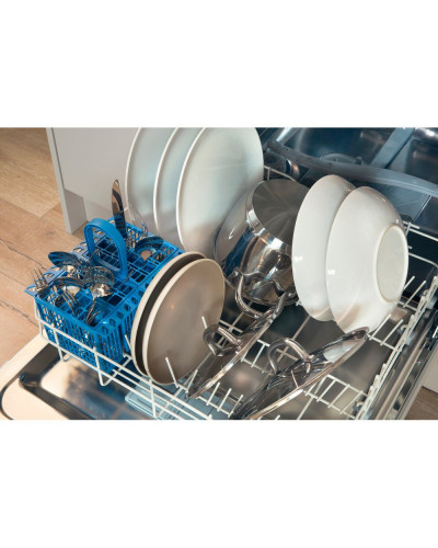 Посудомийна машина Indesit DIE 2B19 A