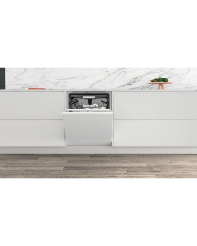 Посудомийна машина Whirlpool WIO 3T133 PLE