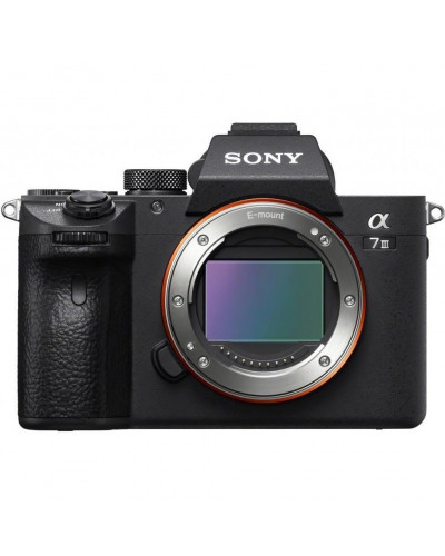 беззеркальный фотоаппарат Sony Alpha A7 III kit (24-105 mm) f/4 G OSS (ILCE7M3GB)