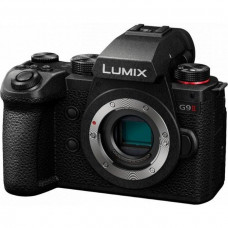 бездзеркальний фотоапарат Panasonic Lumix DC-G9 II body (DC-G9M2EE)