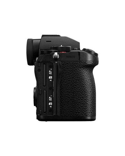 бездзеркальний фотоапарат Panasonic Lumix DC-S5 Body (DC-S5EE-K)