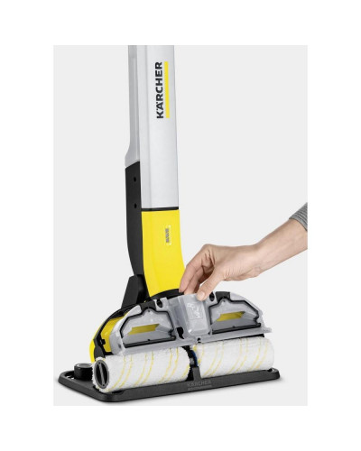 Миючий пилосос (Електрошвабра) Karcher EWM 2 (1.056-300.0)