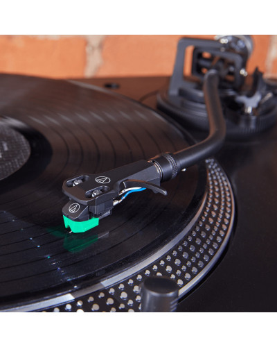 програвач вінілових дисків Audio-Technica AT-LP120XUSB Black AT-LP120XUSBBK