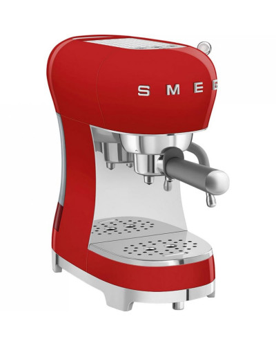 Рожковая кофеварка эспрессо SMEG ECF02RDEU