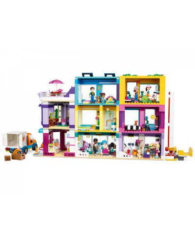 Блоковий конструктор LEGO Friends Большой дом на главной улице (41704)