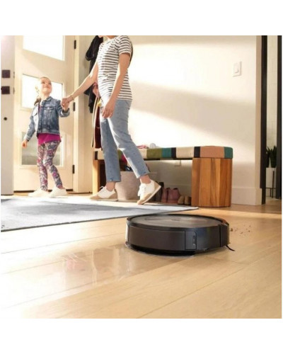 Робот-пылесос с влажной уборкой iRobot Roomba Combo j5+