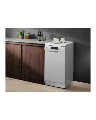 Посудомийна машина Electrolux ESS42220SW