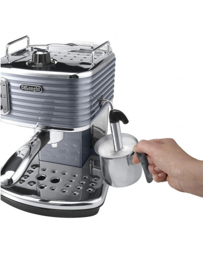 Ріжкова кавоварка еспресо Delonghi Scultura ECZ 351 GY