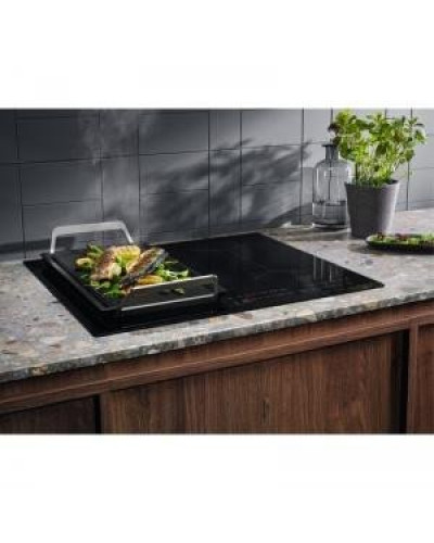 Варильна поверхня електрична Electrolux EIV654