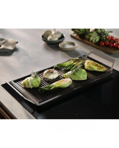 Електрична варильна поверхня Electrolux EIS82453IZ