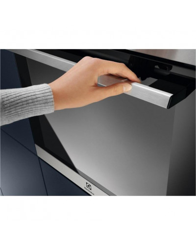 Духовка електрична Electrolux EOF3H40BX