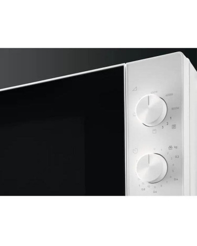 Микроволновка с грилем Electrolux EMZ421MMW