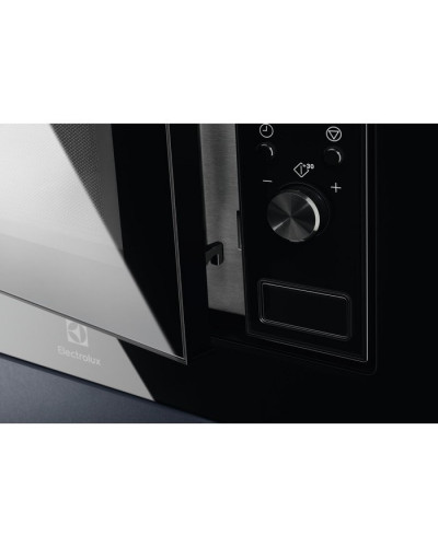 Микроволновка Electrolux LMS2173EMX