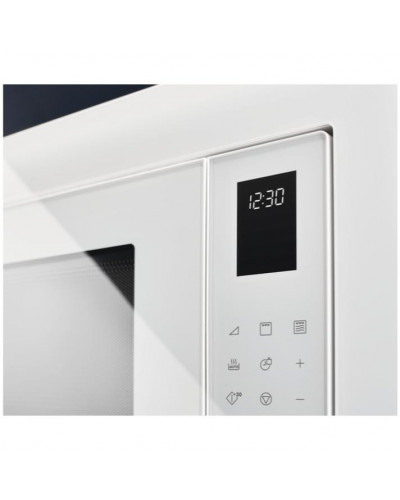 Мікрохвильовка з грилем Electrolux LMS4253TMW