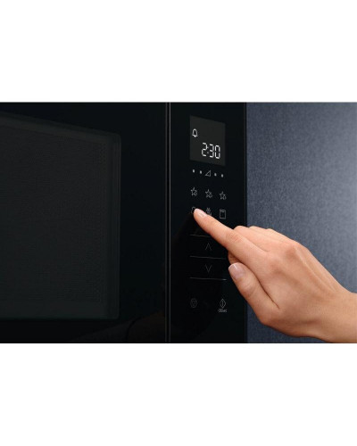 Мікрохвильовка Electrolux LMS2203EMK