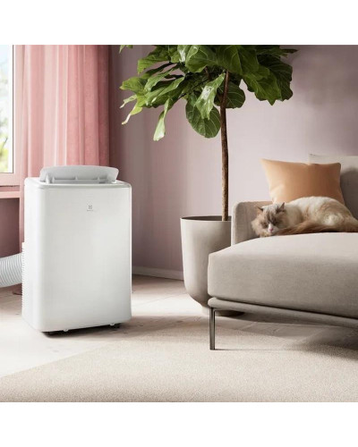 Мобільний кондиціонер Electrolux ChillFlex Pro EXP26U339HW