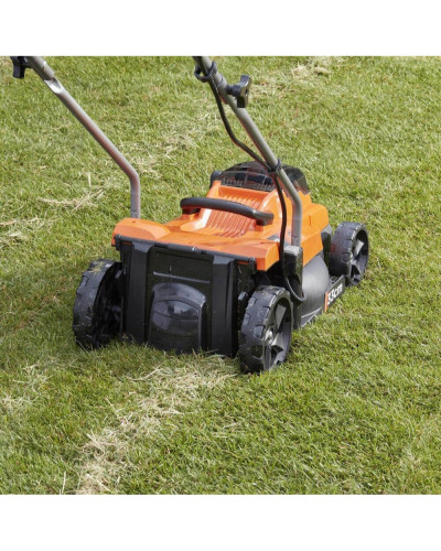 Газонокосарка акумуляторна Black+Decker BCMW3318L2