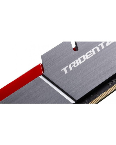 Пам'ять для настільних комп'ютерів G.Skill 32 GB (2x16GB) DDR4 3600 MHz Trident Z Silver/Red (F4-3600C17D-32GTZ)