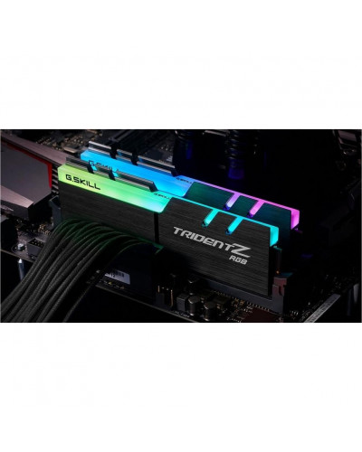 Память для настольных компьютеров G.Skill 64GB (2x32GB) DDR4 4400MHz Trident Z RGB (F4-4400C19D-64GTZR)