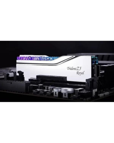Пам'ять для настільних комп'ютерів G.Skill 32 GB (2x16GB) DDR5 6400 MHz Trident Z5 Royal Silver (F5-6400J3239G16GX2-TR5S)
