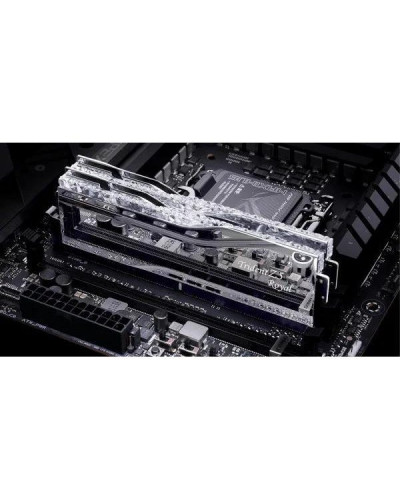 Пам'ять для настільних комп'ютерів G.Skill 32 GB (2x16GB) DDR5 6400 MHz Trident Z5 Royal Silver (F5-6400J3239G16GX2-TR5S)