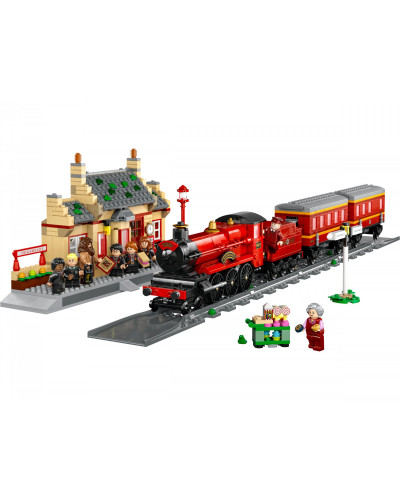 Блоковый конструктор LEGO Harry Potter Хогвартс-Экспресс и станция Хогсмид (76423)