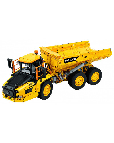 Авто-конструктор LEGO Technic Самосвал 6x6 Volvo (42114)