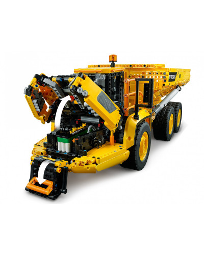 Авто-конструктор LEGO Technic Самосвал 6x6 Volvo (42114)