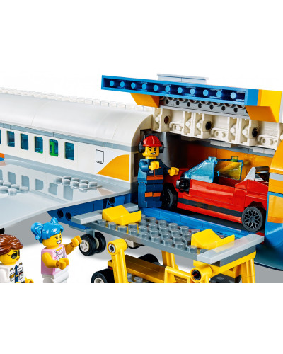 Блоковий конструктор LEGO City Пасажирський літак (60262)