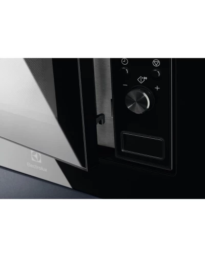 Мікрохвильовка Electrolux LMS2203EMX